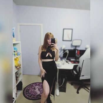 Full leaked Raeraesenpai private onlyfans photo