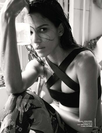 Full leaked Raica oliveira page private onlyfans photo