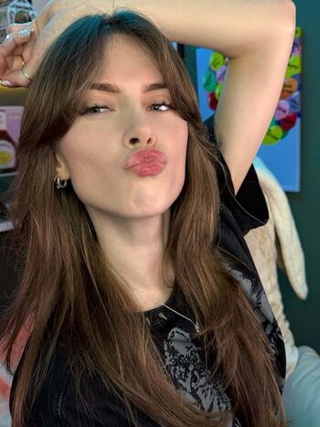 Full leaked Raine reacts private onlyfans photo