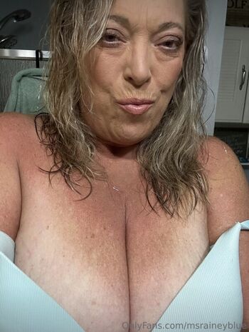 Full leaked Rainey blue private onlyfans photo