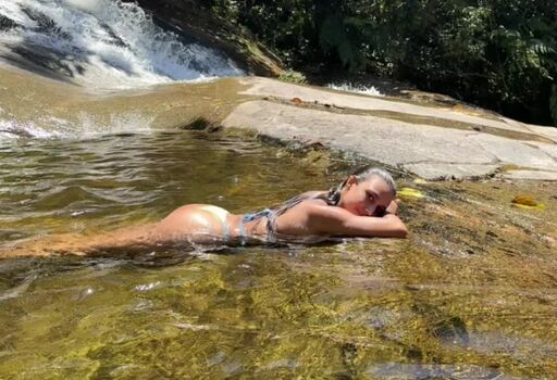 Full leaked Raphaela private onlyfans photo