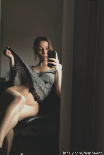 Full leaked Rasbaerry private onlyfans photo