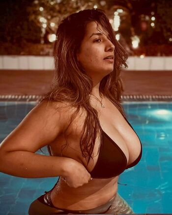 Full leaked Rashakirmani private onlyfans photo