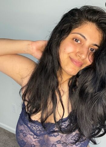 Full leaked Rashmi van page private onlyfans photo