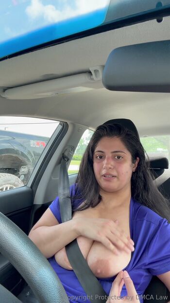 Full leaked Rashmi van private onlyfans photo