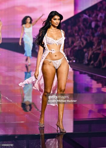 Full leaked Ravleen varghese private onlyfans photo