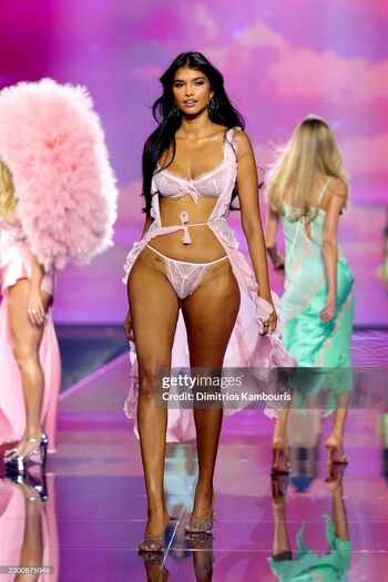 Full leaked Ravleen varghese private onlyfans photo