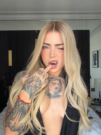 Full leaked Ray mattos private onlyfans photo