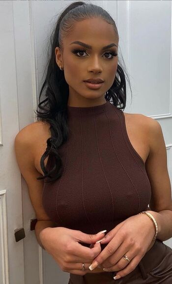 Full leaked Raya forreal page private onlyfans photo