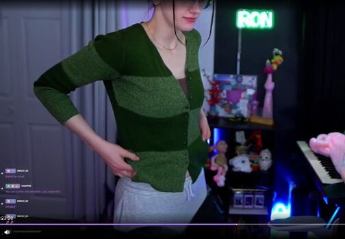 Full leaked Rayactions private onlyfans photo