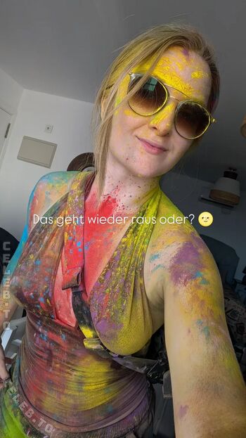 Full leaked Rayaonair private onlyfans photo