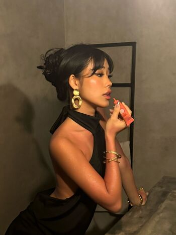 Full leaked Raychen lei private onlyfans photo