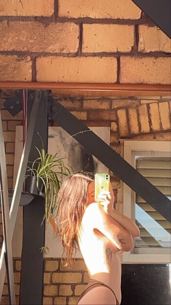 Full leaked Rayna widger private onlyfans photo