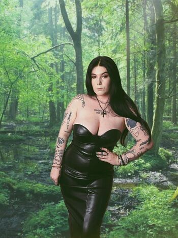 Full leaked Ready to glare private onlyfans photo