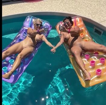 Full leaked Realalyx private onlyfans photo