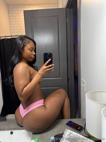 Full leaked Realkeylamarie private onlyfans photo