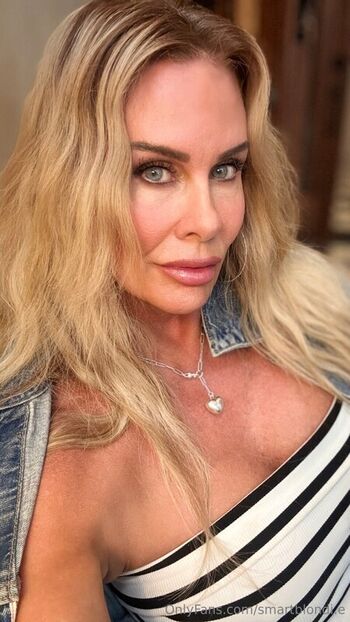 Full leaked Rebeccalynne d private onlyfans photo