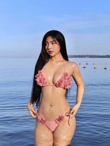 Full leaked Red bedonia private onlyfans photo