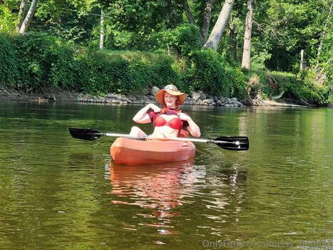 Full leaked Red bedx private onlyfans photo