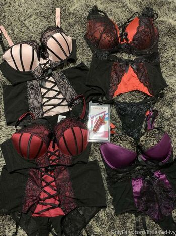 Full leaked Red ivy page private onlyfans photo