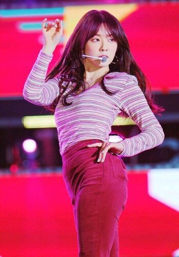 Full leaked Red velvet page private onlyfans photo