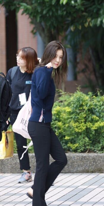 Full leaked Red velvet page private onlyfans photo