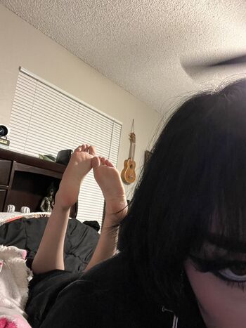 Full leaked Redroomromance private onlyfans photo