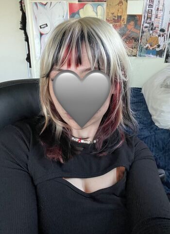 Full leaked Redsharkshawty private onlyfans photo