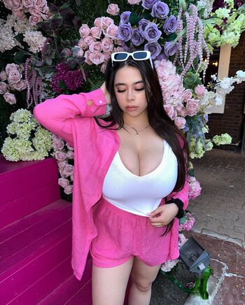 Full leaked Reemarochelle private onlyfans photo