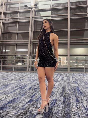 Full leaked Reenyfit private onlyfans photo