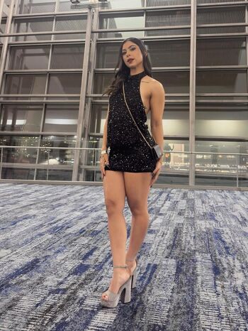 Full leaked Reenyfit private onlyfans photo