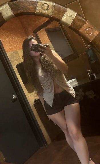 Full leaked Reina medina private onlyfans photo