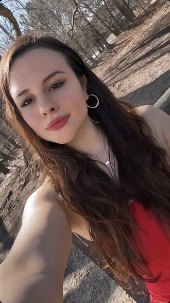 Full leaked Reina medina private onlyfans photo