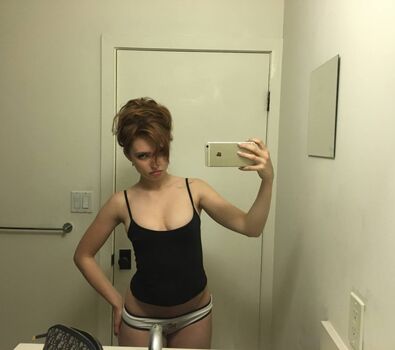 Full leaked Renatarii private onlyfans photo