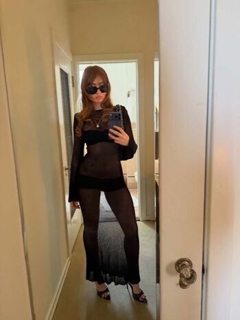 Full leaked Renatarii page private onlyfans photo