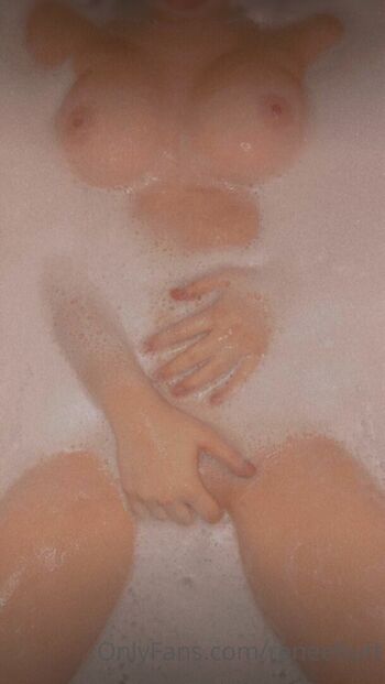 Full leaked Reneebutt private onlyfans photo