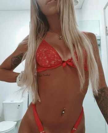 Full leaked Reneesavy private onlyfans photo