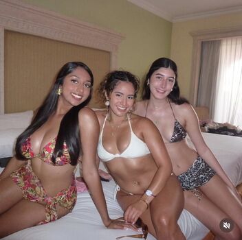 Full leaked Revalicious private onlyfans photo