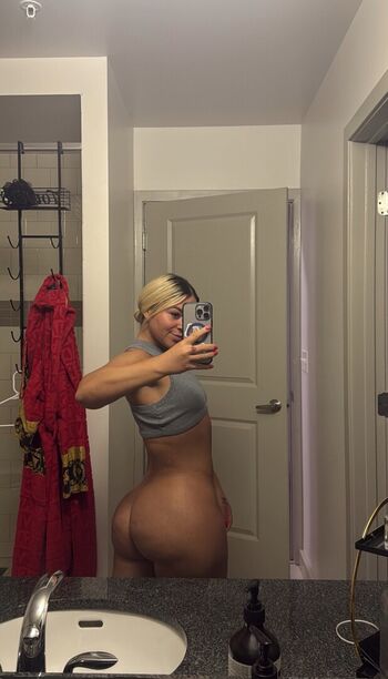 Full leaked Rharri rhound private onlyfans photo