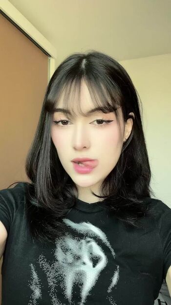 Full leaked Rhaychu private onlyfans photo