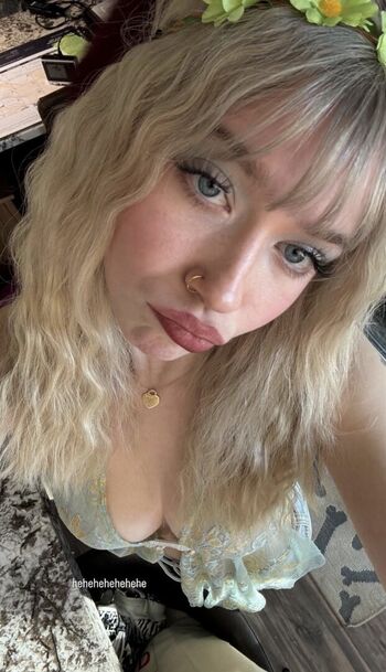 Full leaked Rhiannontice private onlyfans photo
