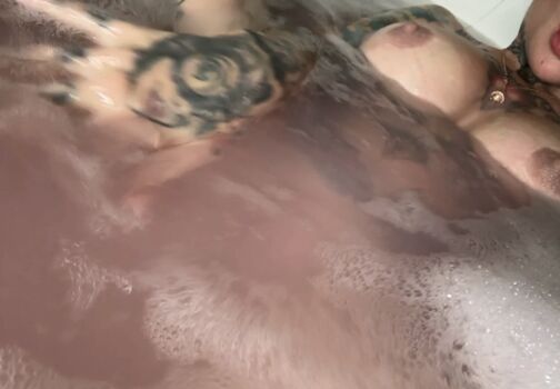 Full leaked Riae private onlyfans photo