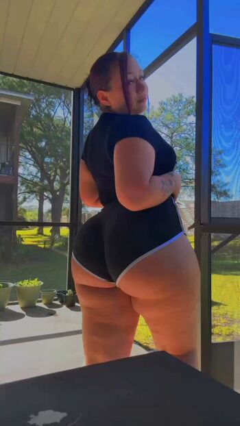 Full leaked Riahbear private onlyfans photo