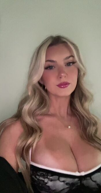 Full leaked Rianabailey page private onlyfans photo