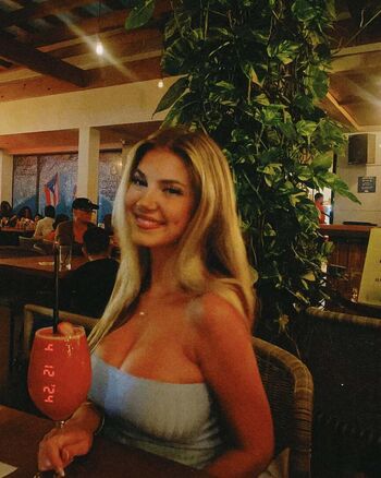 Full leaked Rianabailey private onlyfans photo