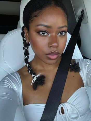 Full leaked Riele downs private onlyfans photo