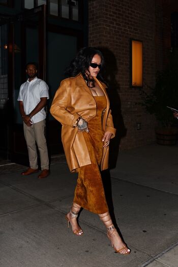 Full leaked Rihanna page private onlyfans photo