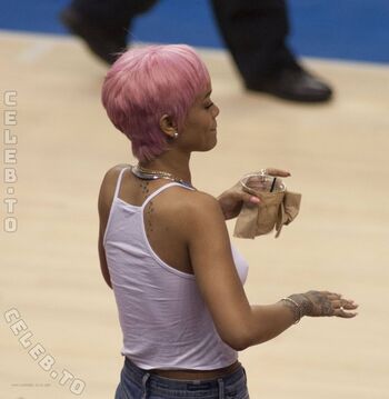 Full leaked Rihanna page private onlyfans photo