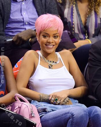Full leaked Rihanna page private onlyfans photo