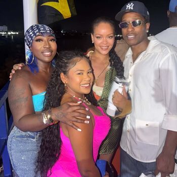 Full leaked Rihanna  page private onlyfans photo
